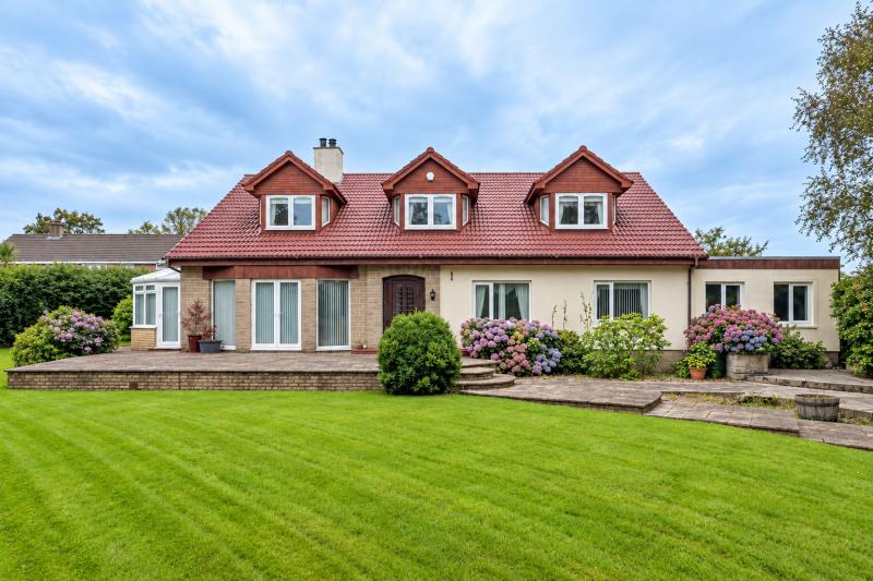 Photograph of 1 Drew Avenue, Newton Stewart